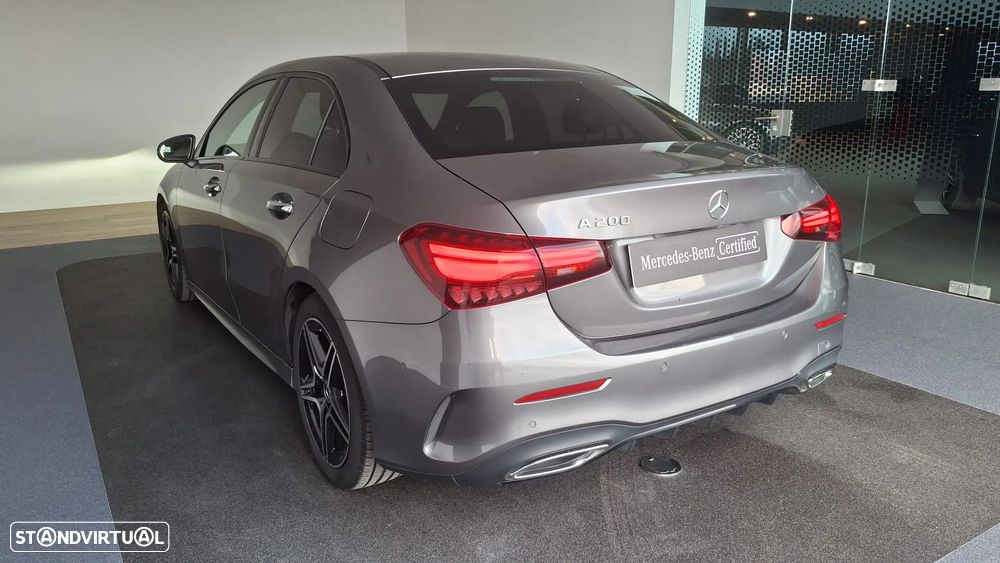 Mercedes-Benz A 200 Limousine AMG Line Aut. - 16