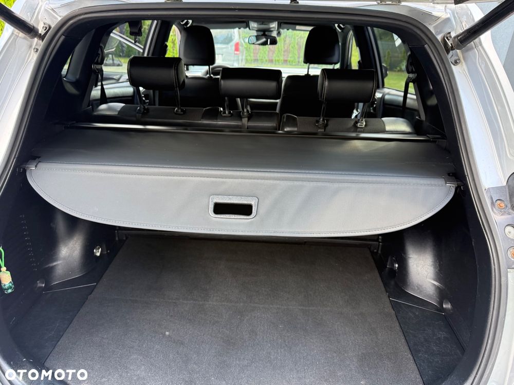 Toyota RAV4 Hybrid Silver 4x4 - 19