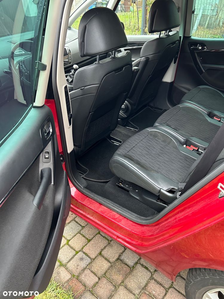 Citroën C4 Picasso 2.0 HDi FAP Exclusive - 13