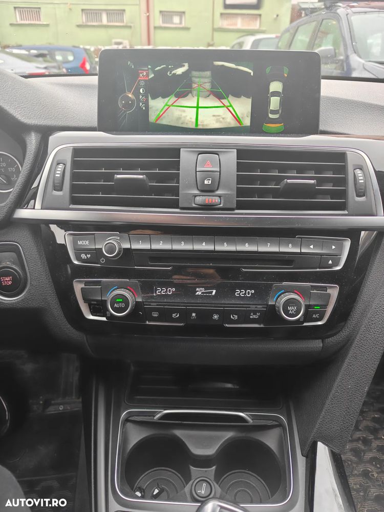 BMW Seria 3 330e iPerformance Advantage - 4