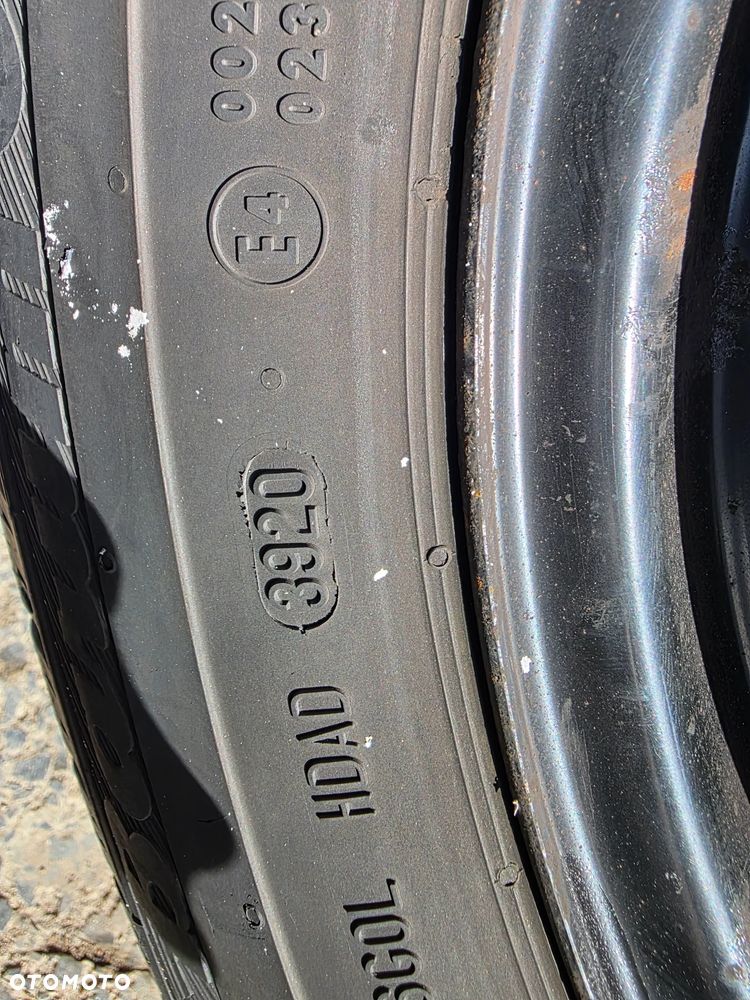 Kompletne koła stalowe R16 Ford Custom - 2