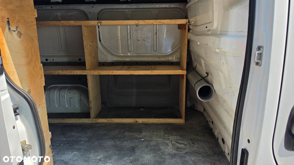 Renault TRAFIC - 17