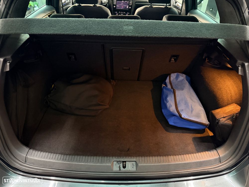 VW Golf 1.4 GTE Plug-In-Hybrid DSG - 35