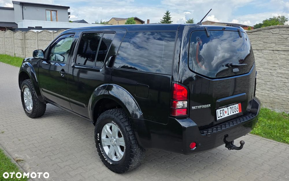 Nissan Pathfinder 2.5 dCi Premium - 11