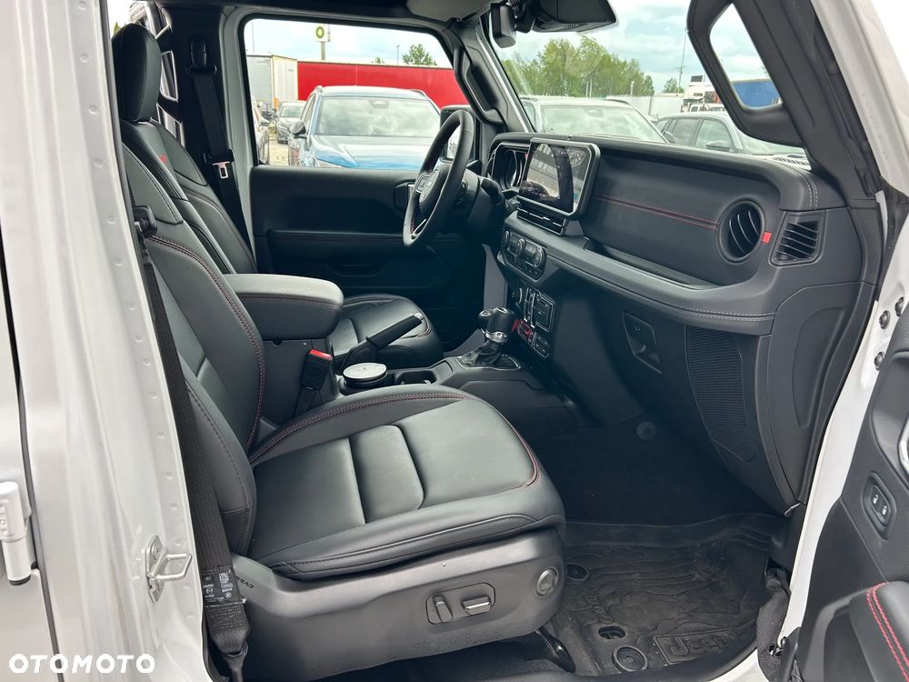Jeep Wrangler Unlimited GME 2.0 Turbo Rubicon - 12