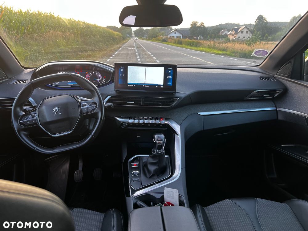 Peugeot 5008 - 9