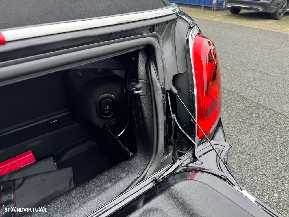 MINI Cabrio John Cooper Works Auto Desportiva - 12