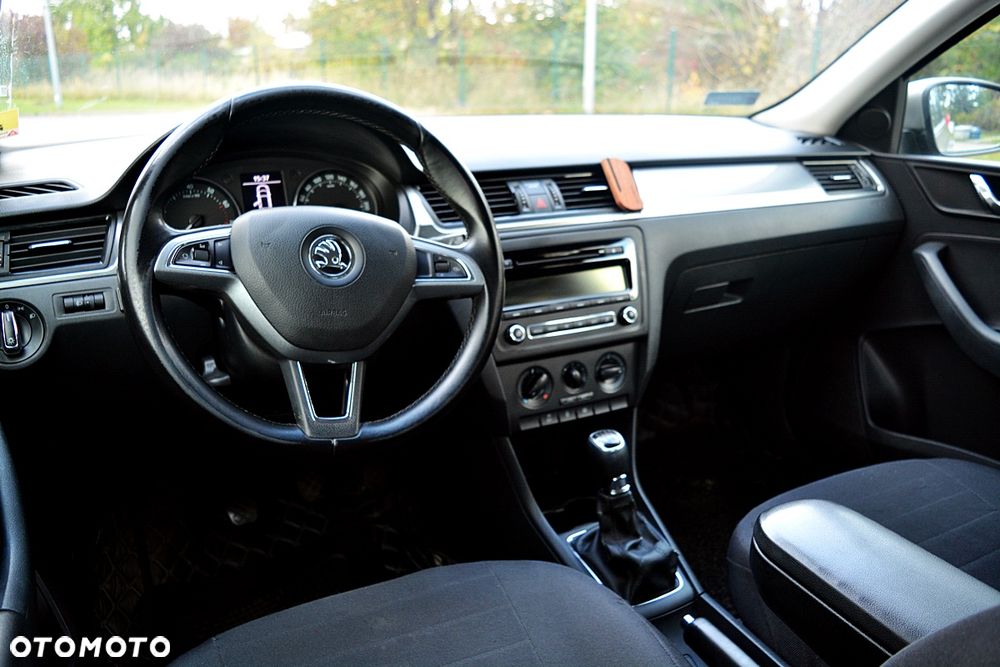 Skoda Rapid 2014 photo 2