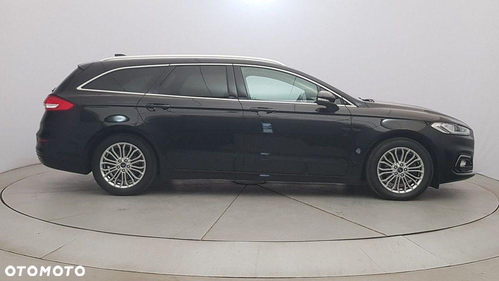 Ford Mondeo - 8