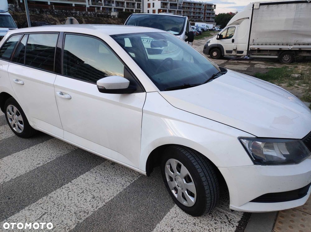 Skoda Fabia - 2