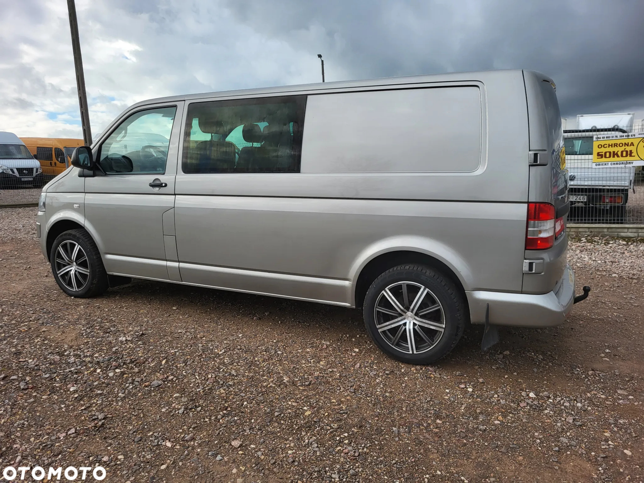 Volkswagen Transporter T5 DSG Doka Lang Comfortline - 5