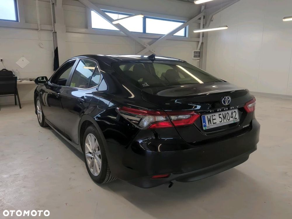 Toyota Camry 2.5 Hybrid Comfort CVT - 3