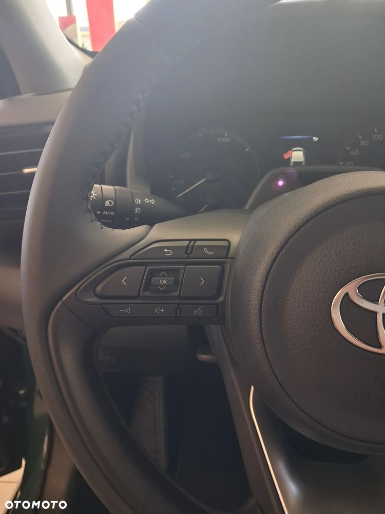 Toyota Yaris - 13