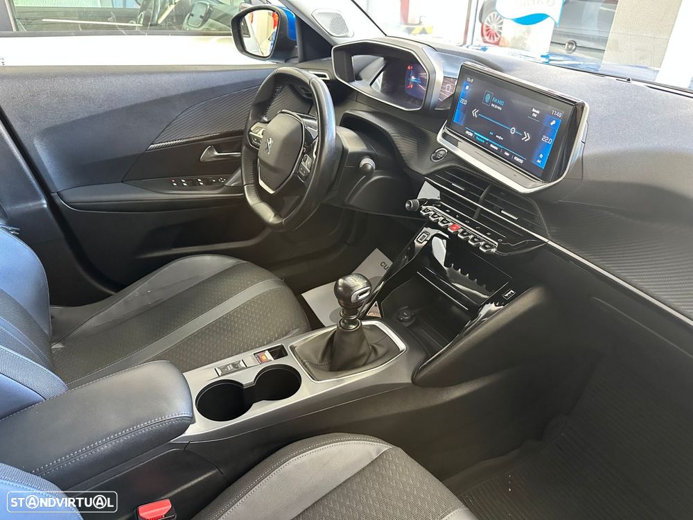 Peugeot 2008 1.2 PureTech Allure - 7