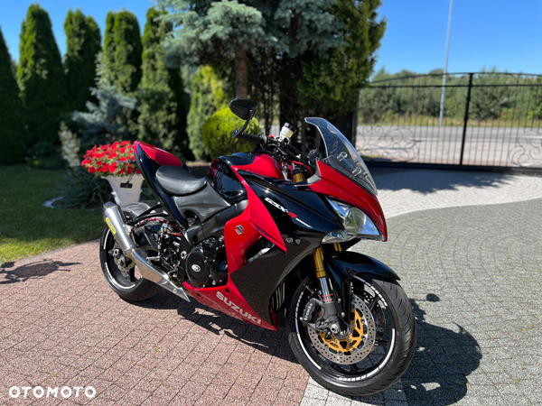 Suzuki GSX