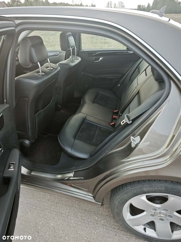 Mercedes-Benz Klasa E 350 CDI BlueEff Avantgarde - 3