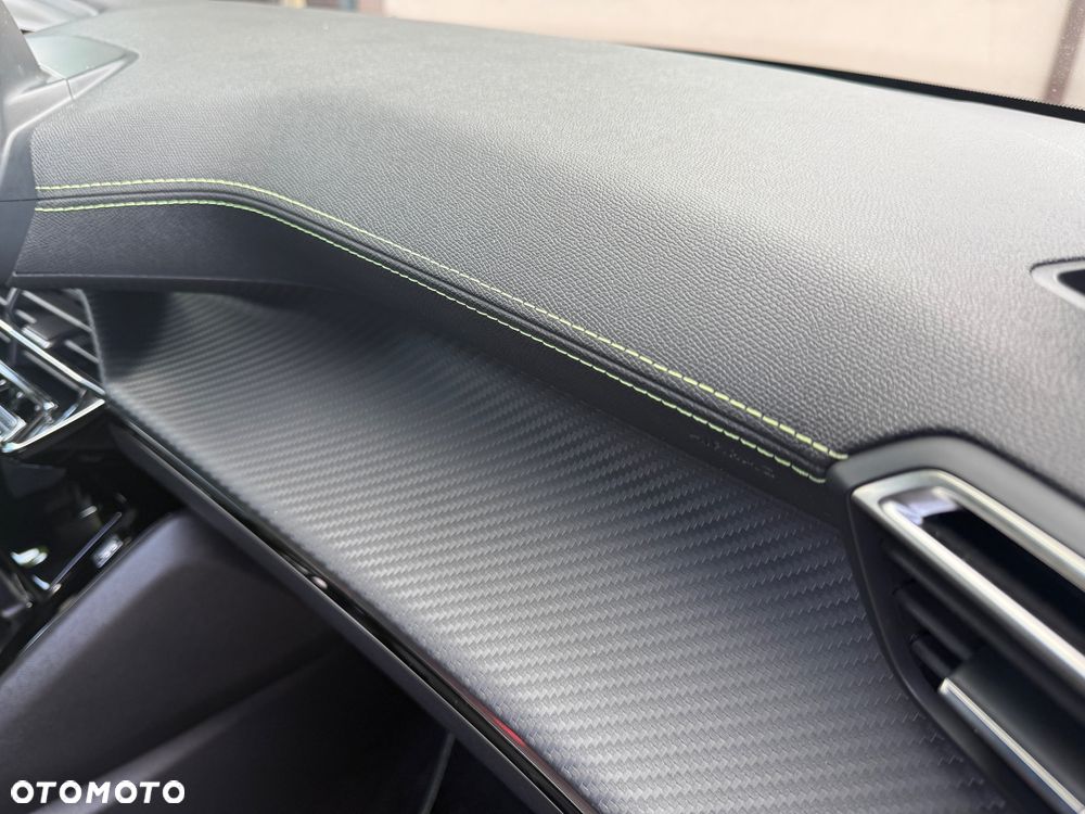 Peugeot 208 PureTech 100 EAT8 GT Pack - 38