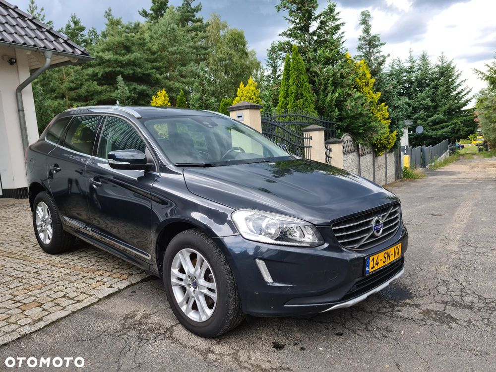 Volvo XC 60 D3 Momentum - 4