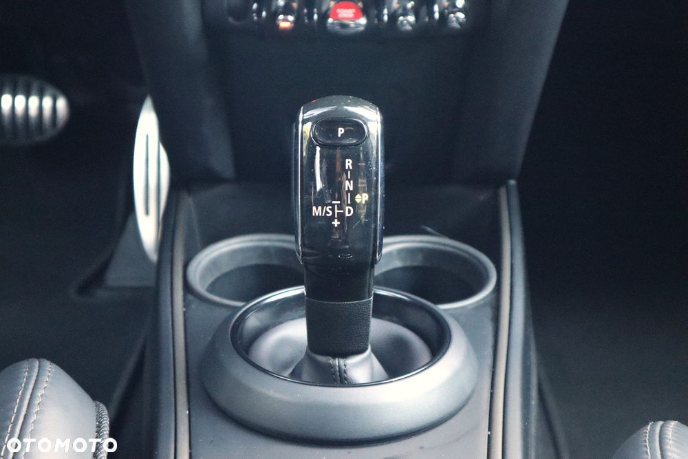 MINI John Cooper Works - 22
