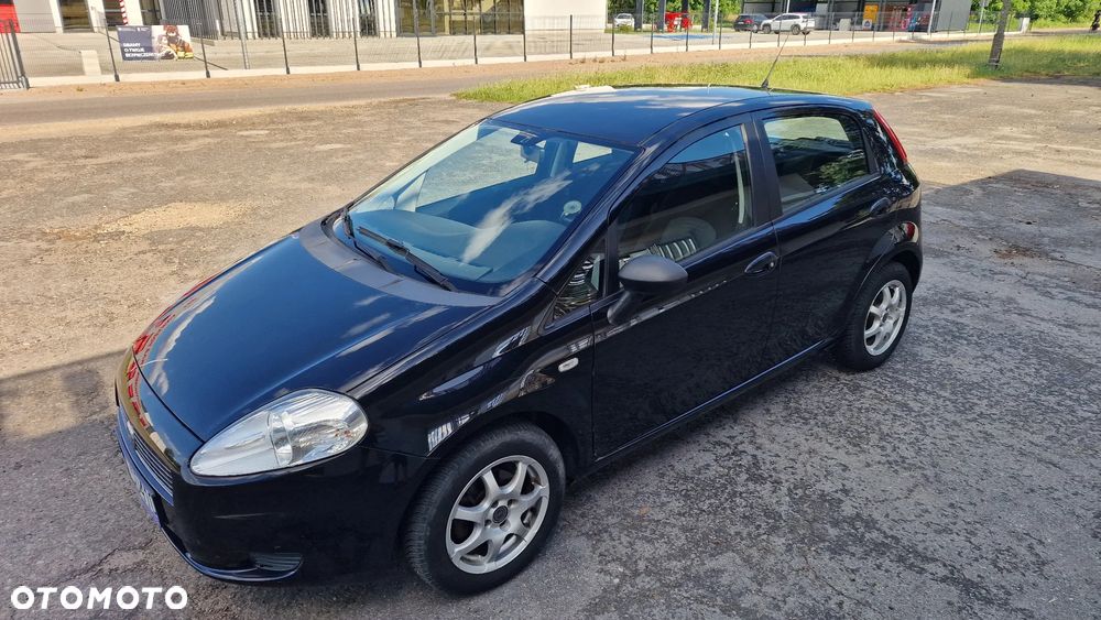 Fiat Grande Punto 1.4 8V - 27