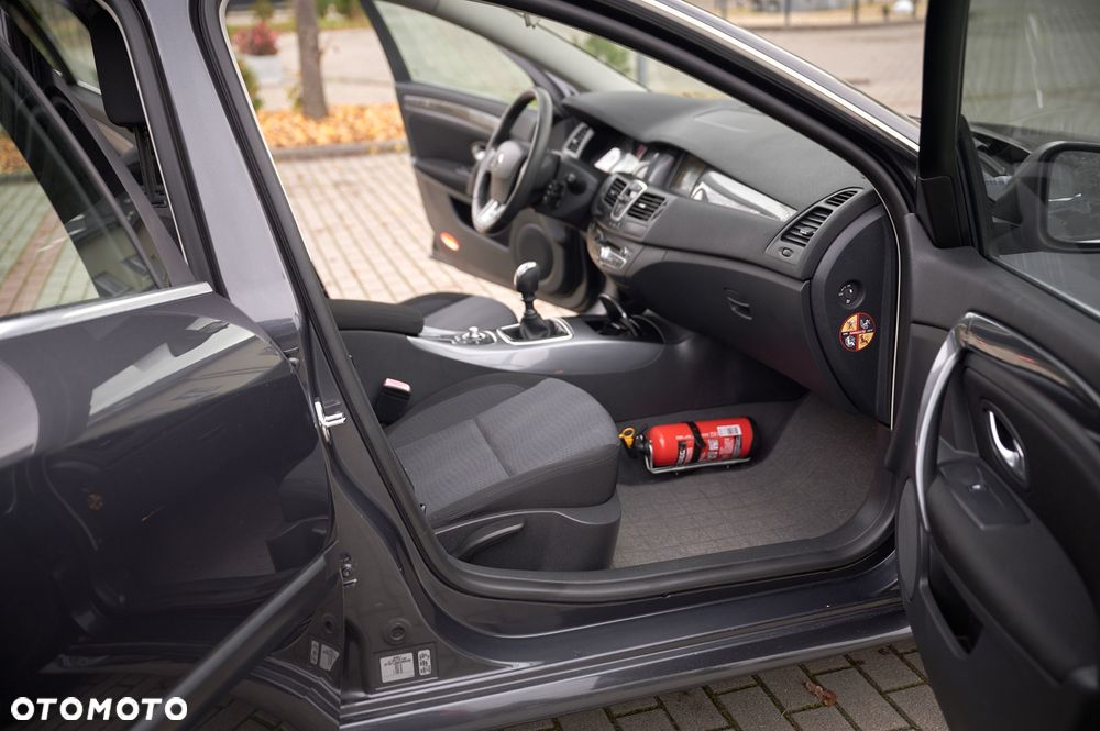 Renault Laguna ENERGY dCi 130 FAP Start & Stop Paris - 39