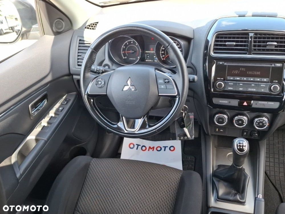 Mitsubishi ASX - 8