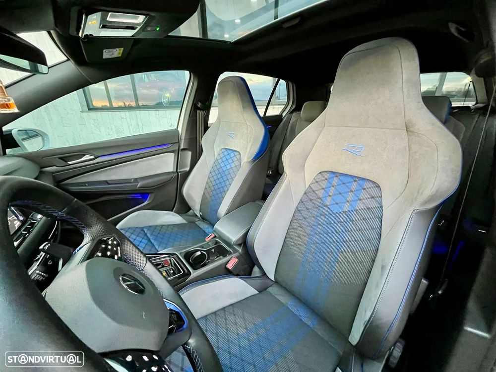 VW Golf 2.0 TSI OPF 4Motion DSG R 20 Years - 11