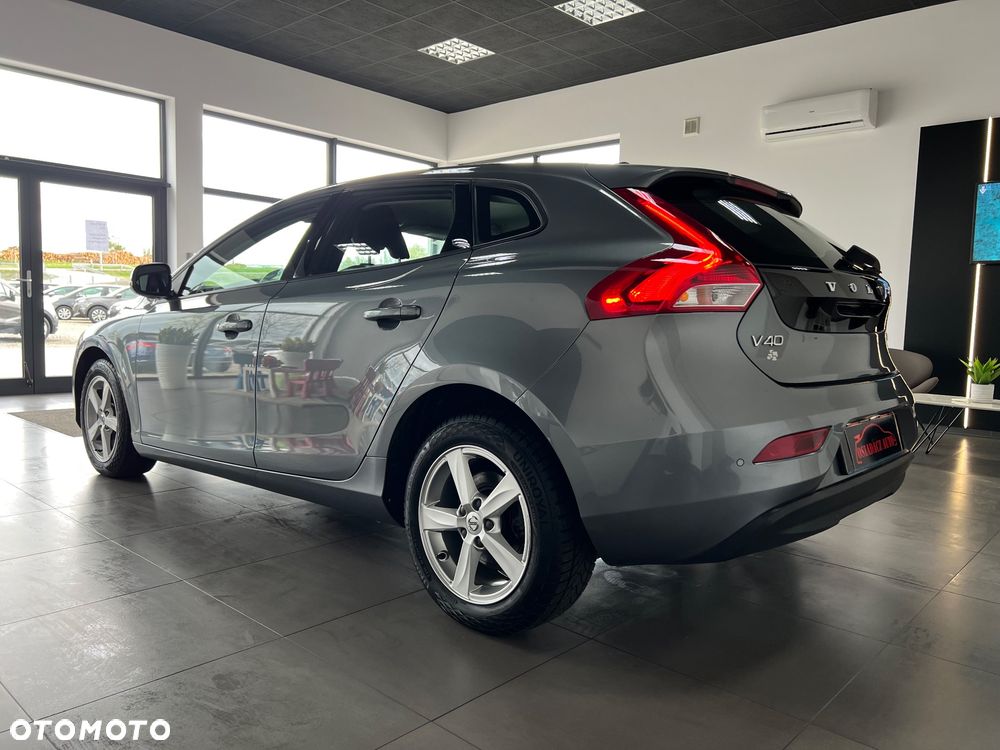 Volvo V40 - 4