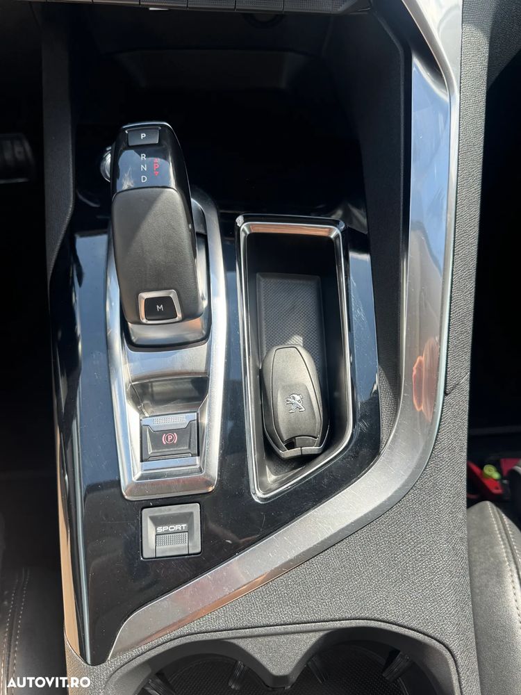 Peugeot 5008 BlueHDI 130 EAT8 Allure - 16