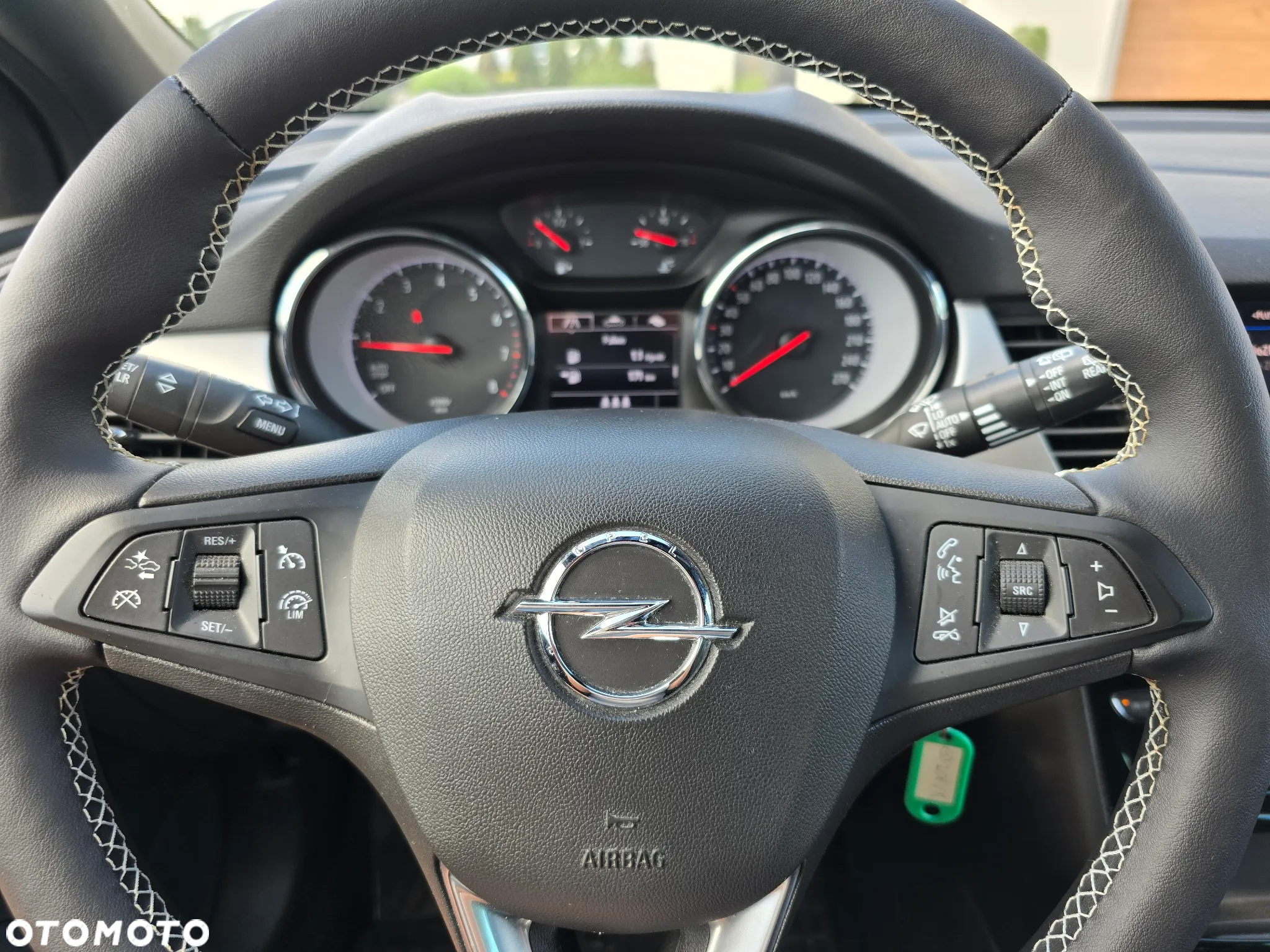 Opel Astra V 1.2 T GS Line S&S - 9