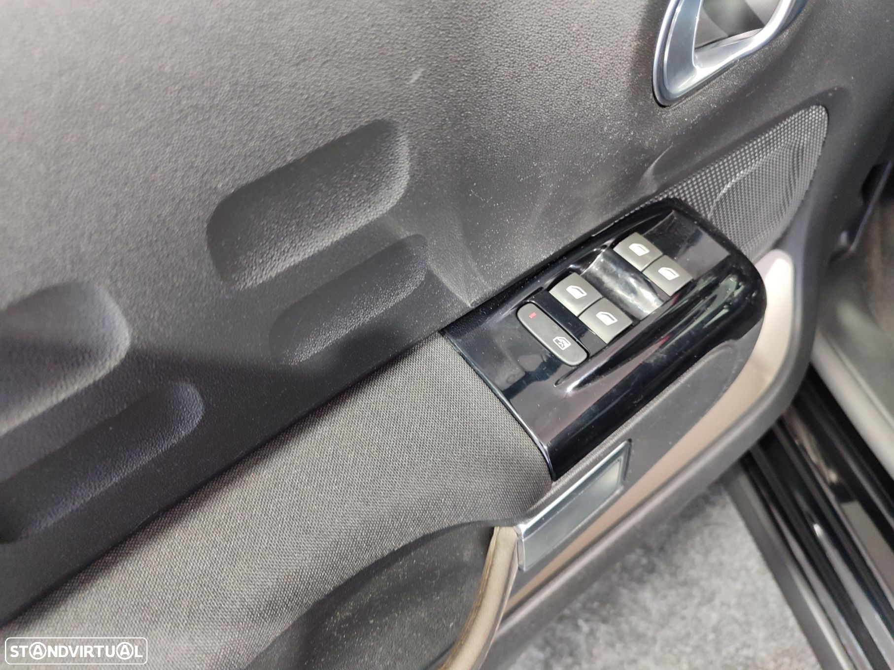 Citroën C3 1.2 PureTech Shine - 32