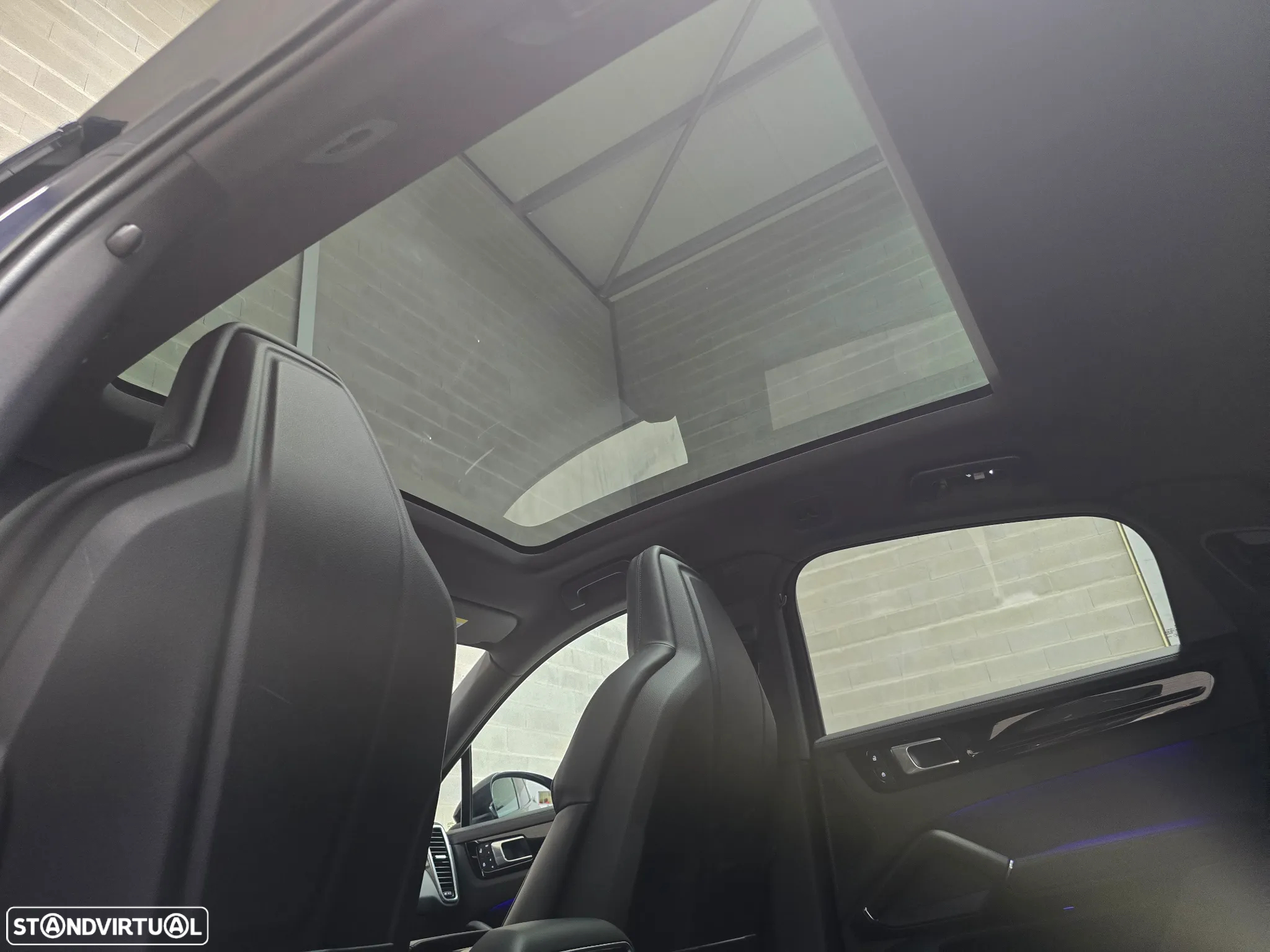 Porsche Cayenne Coupé E-Hybrid - 48
