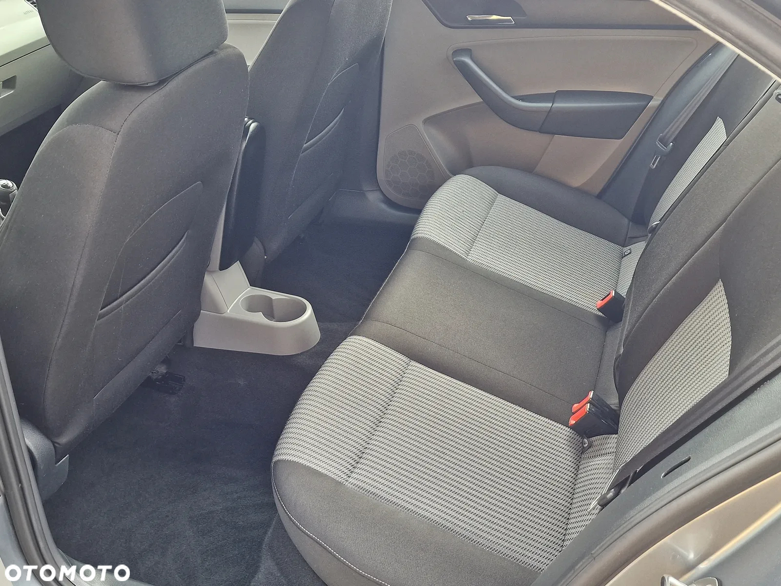 Seat Toledo 1.6 TDI Style - 9