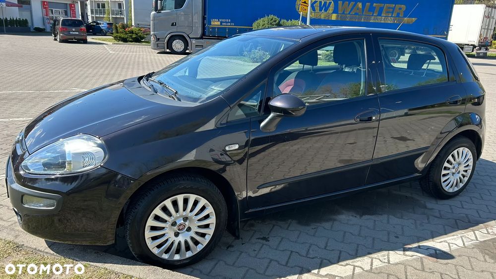 Fiat Punto Evo 1.4 8V Estiva Blue&Me - 11