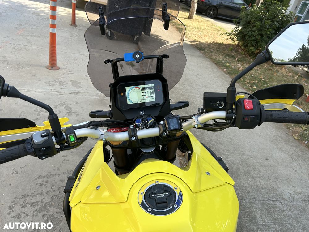 Suzuki V-Strom 800DE - 2
