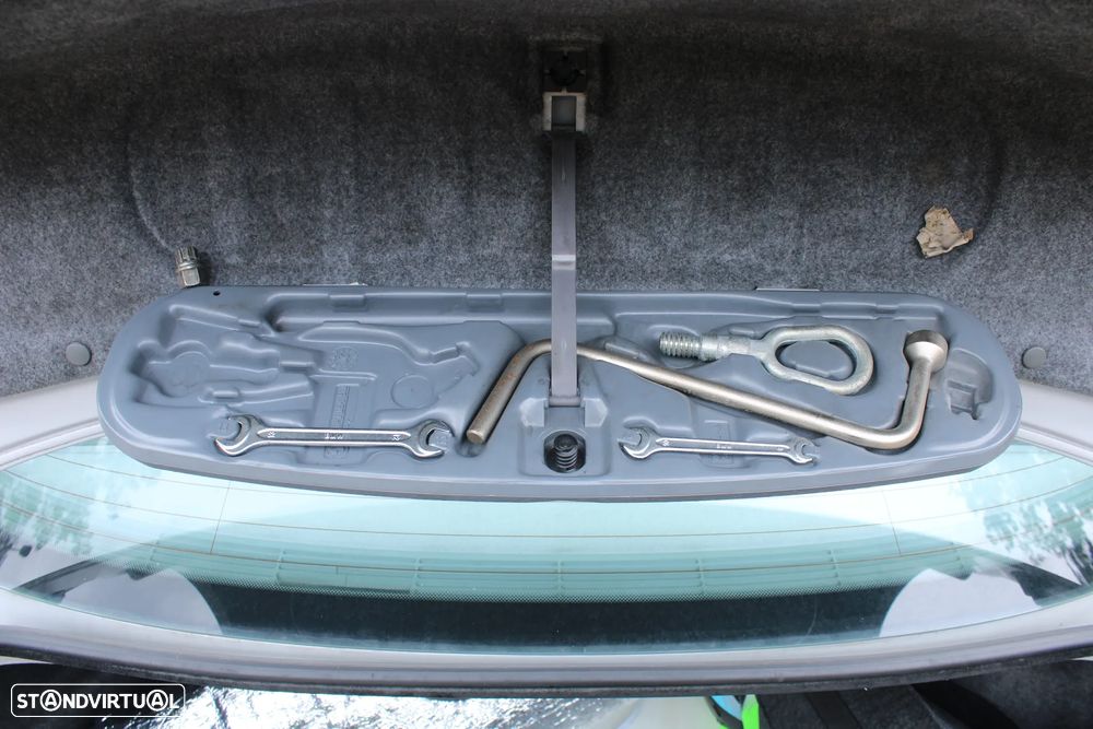 BMW 320 d — fotografia 21
