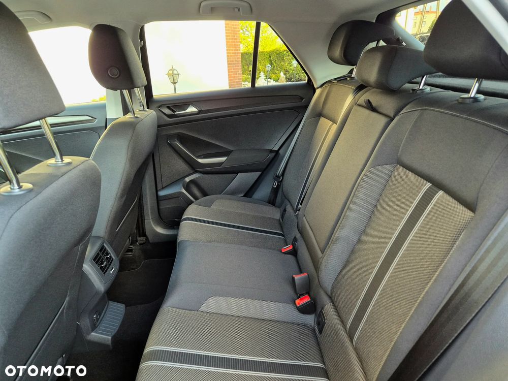 Volkswagen T-Roc 1.0 TSI Style - 24
