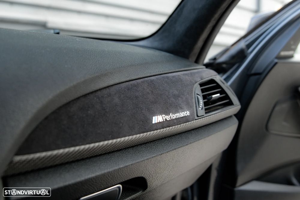 BMW M135i xDrive - 35