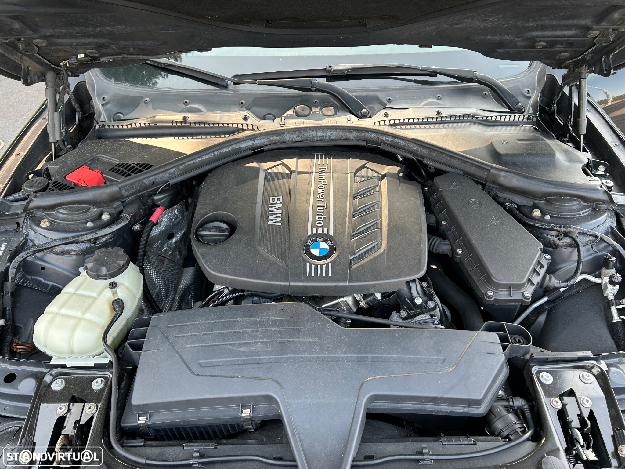 BMW 318 d Touring Pack M - 11