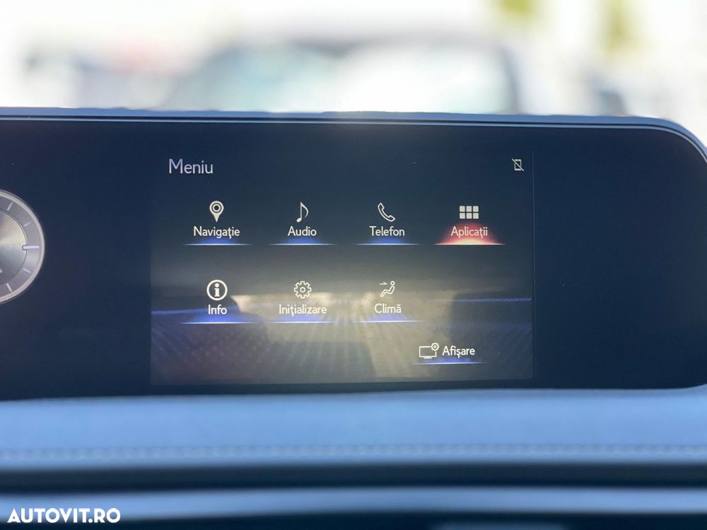 Lexus UX 250h FWD Business - 20