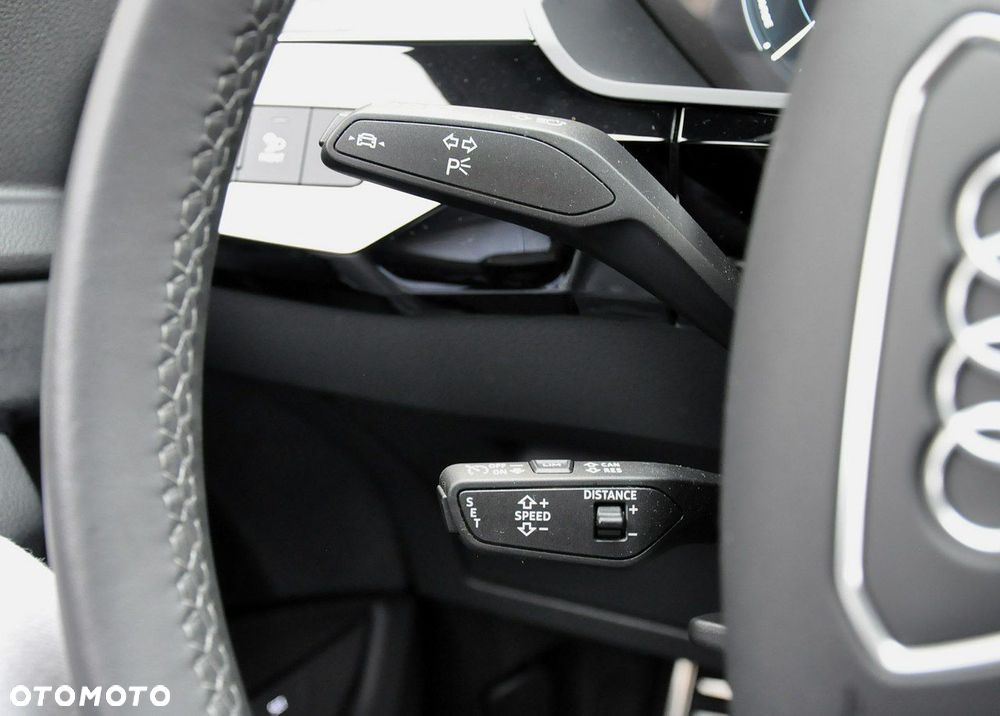 Audi Q8 Sportback e-tron - 21