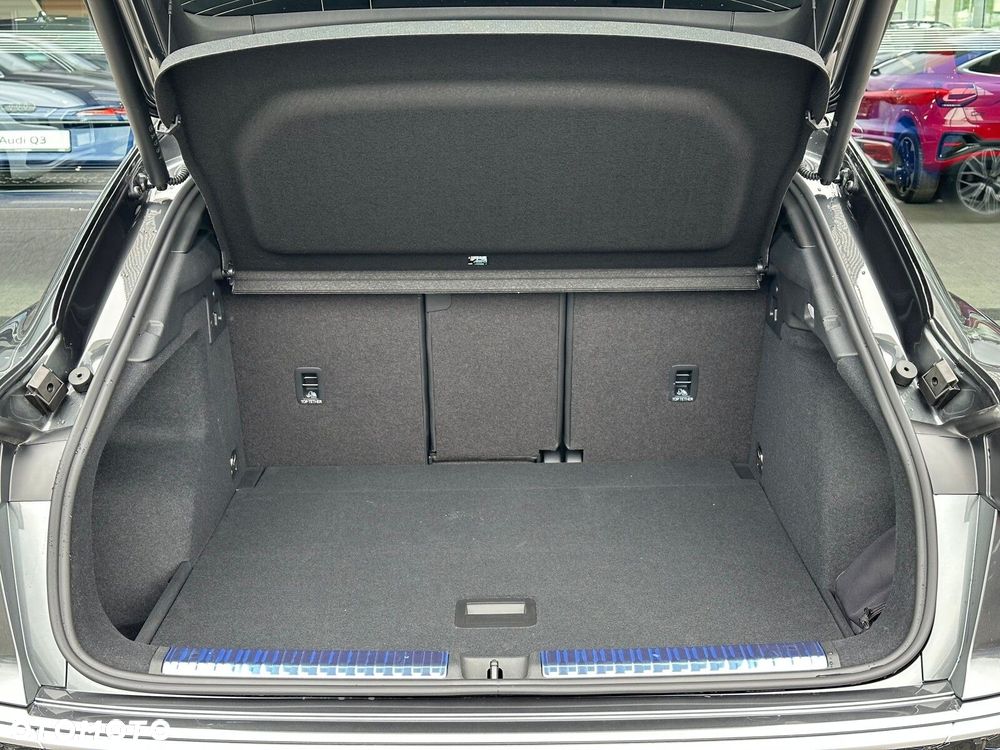 Audi Q3 Sportback - 10