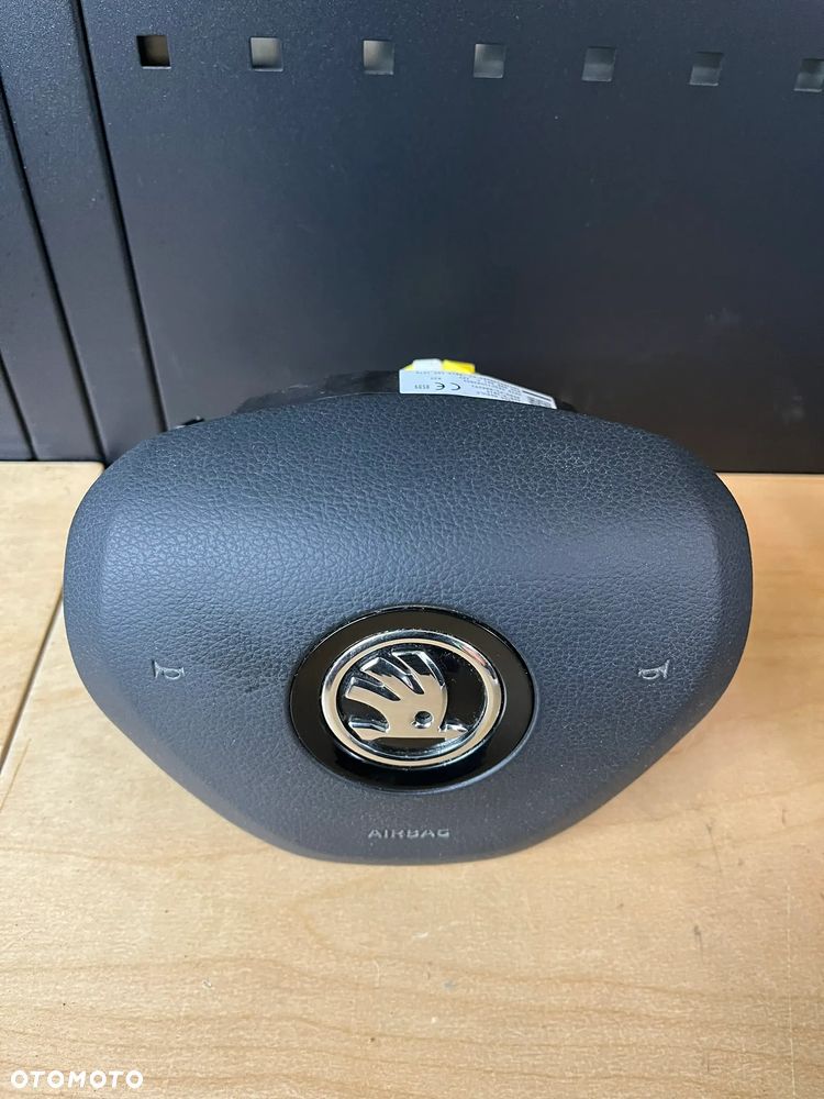 Skoda Airbag Poduszka powietrzna Oryginał 6V0880201C - 1