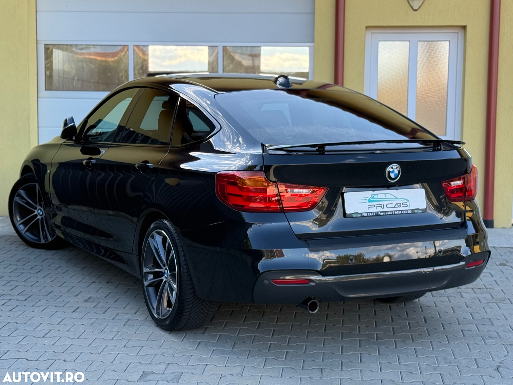 BMW Seria 3 320d GT Aut. - 4