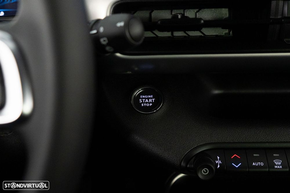 Jeep Avenger 54 kWh Summit - 24