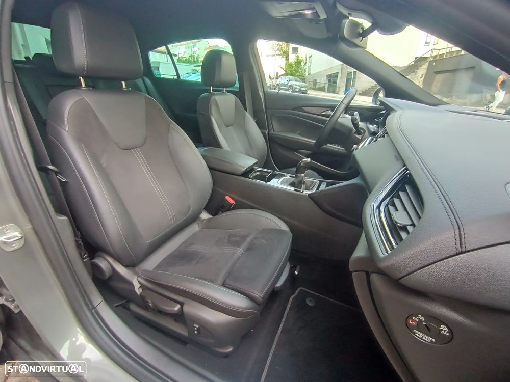 Opel Insignia Grand Sport 1.6 CDTi Dynamic - 24