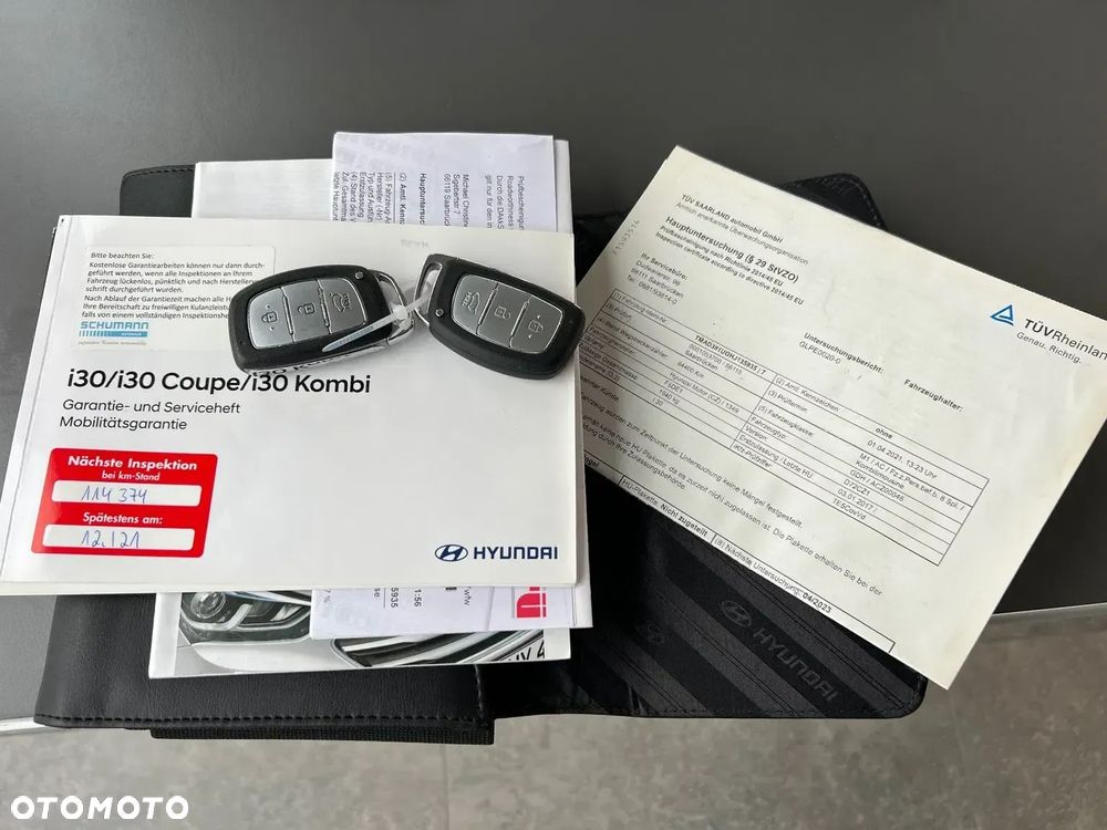 Hyundai i30 1.6 CRDi Automatik Style - 37