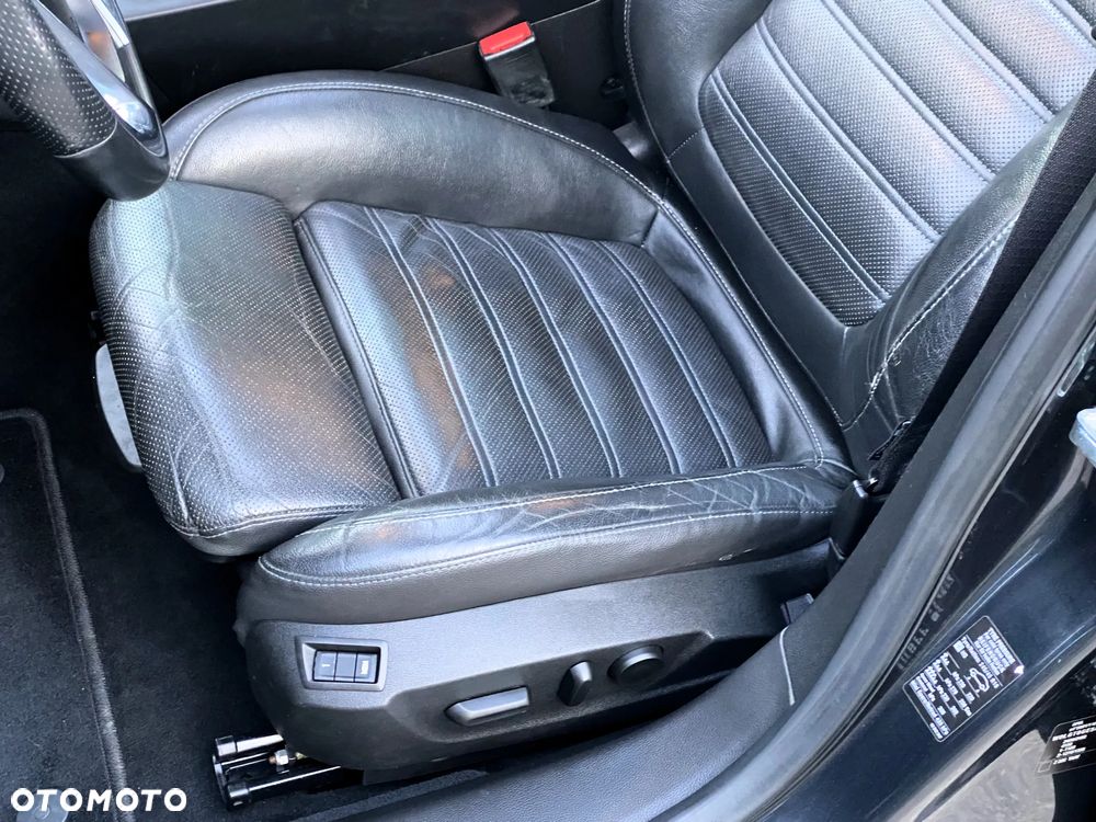 Opel Insignia 2.0 T Cosmo 4x4 - 23