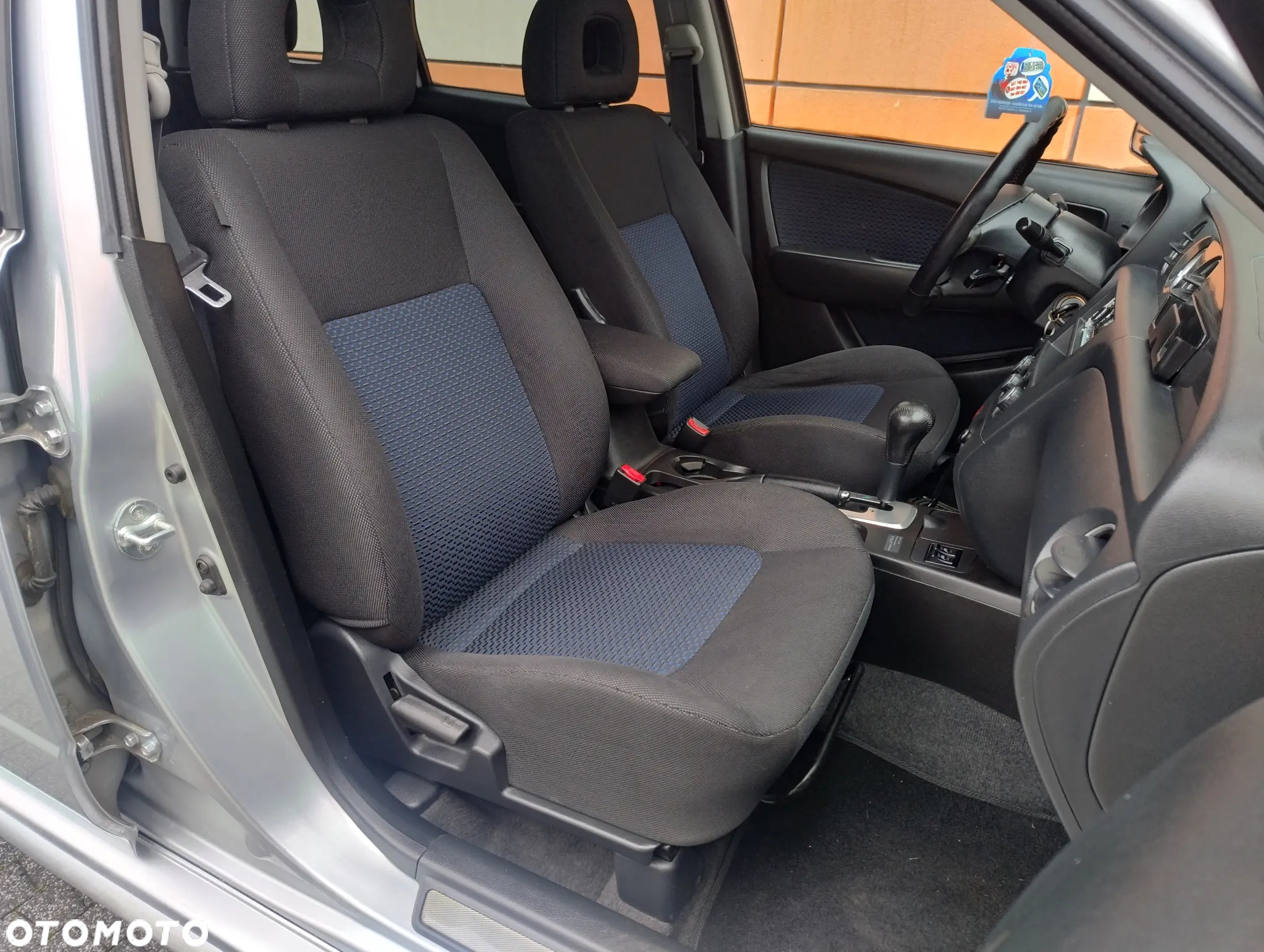 Mitsubishi Outlander 2.4 Automatik Dakar - 11