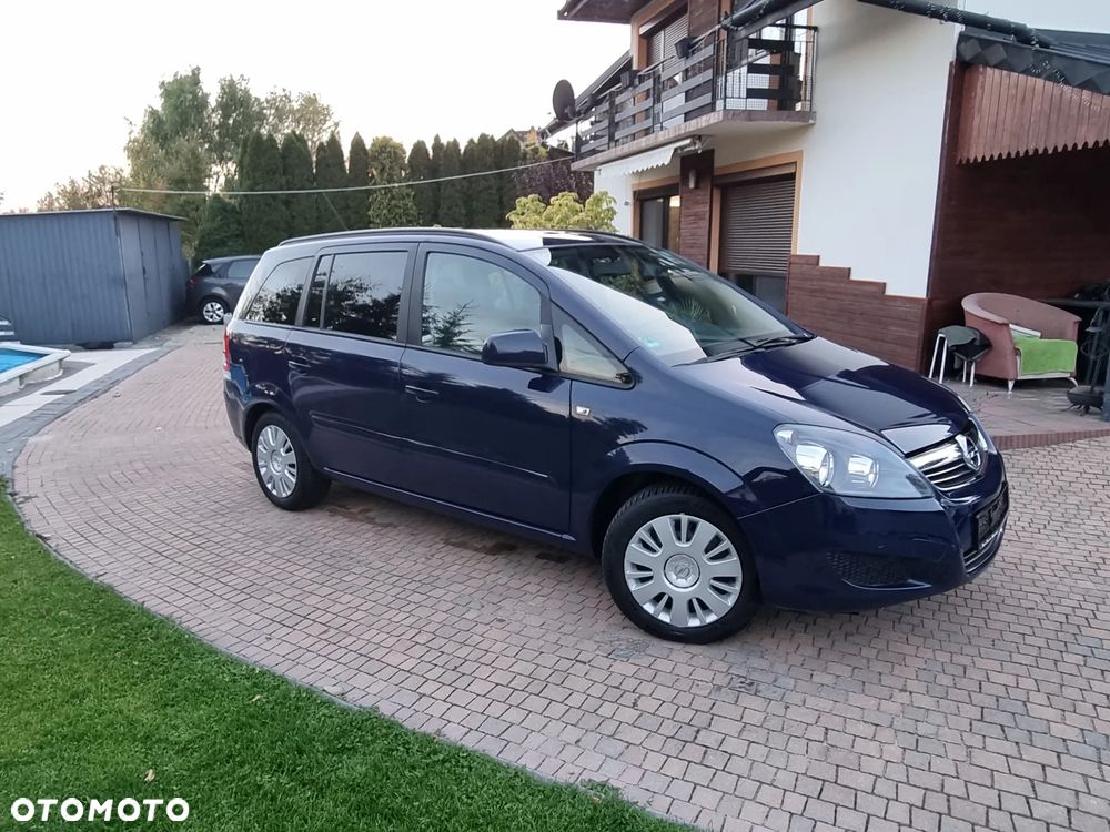 Opel Zafira 1.6 ECOFLEX Family Plus - 26